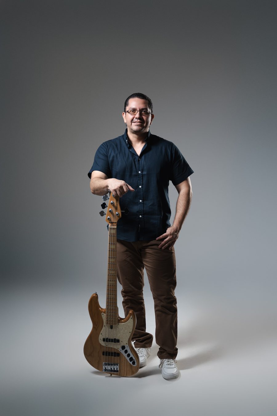 Jarib Laínez - Bajo